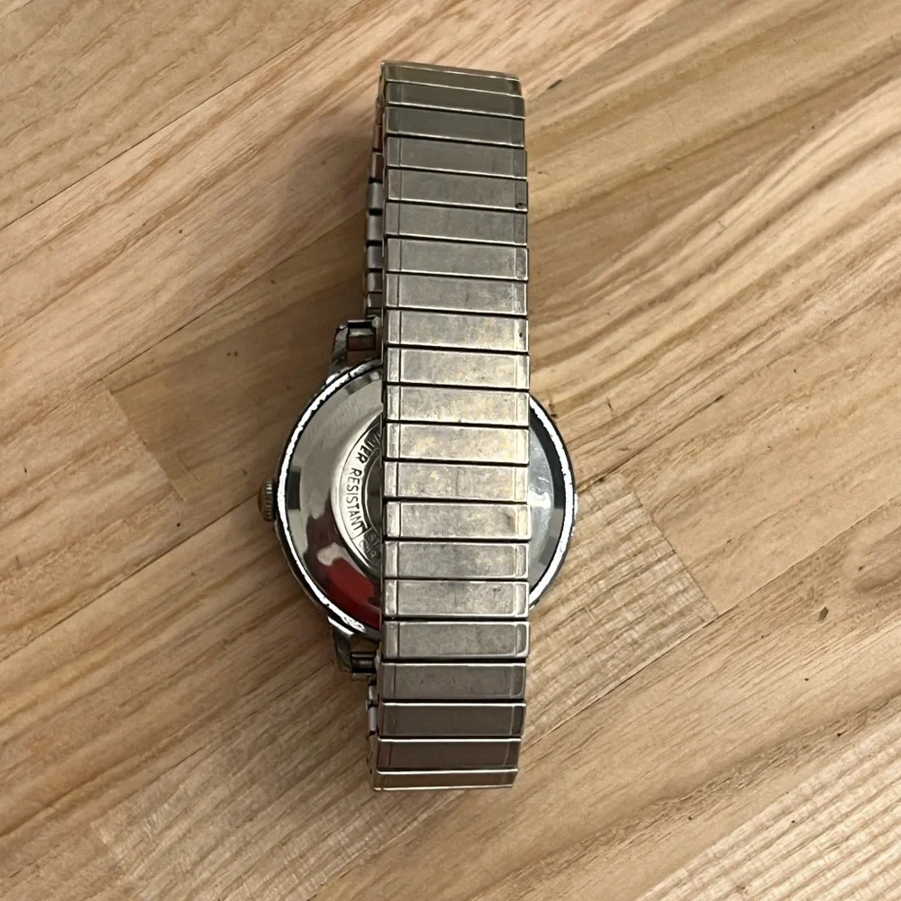 Timex Men’s Watch Vintage Self-Winding Silver-Tone Case Stretch Bracelet RARE